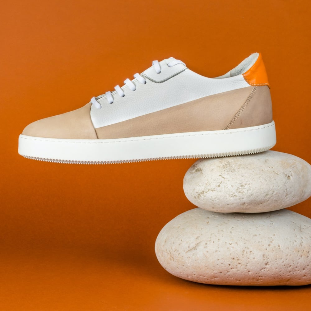 sneaker-a34131e0-a8f4-4ee1-90e9-46bbd16b0e01